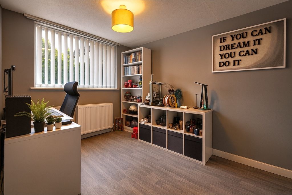 Property photo 2 of 17 Bedroom 2