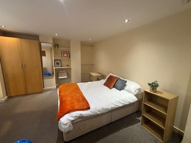 Property photo 1 of 3