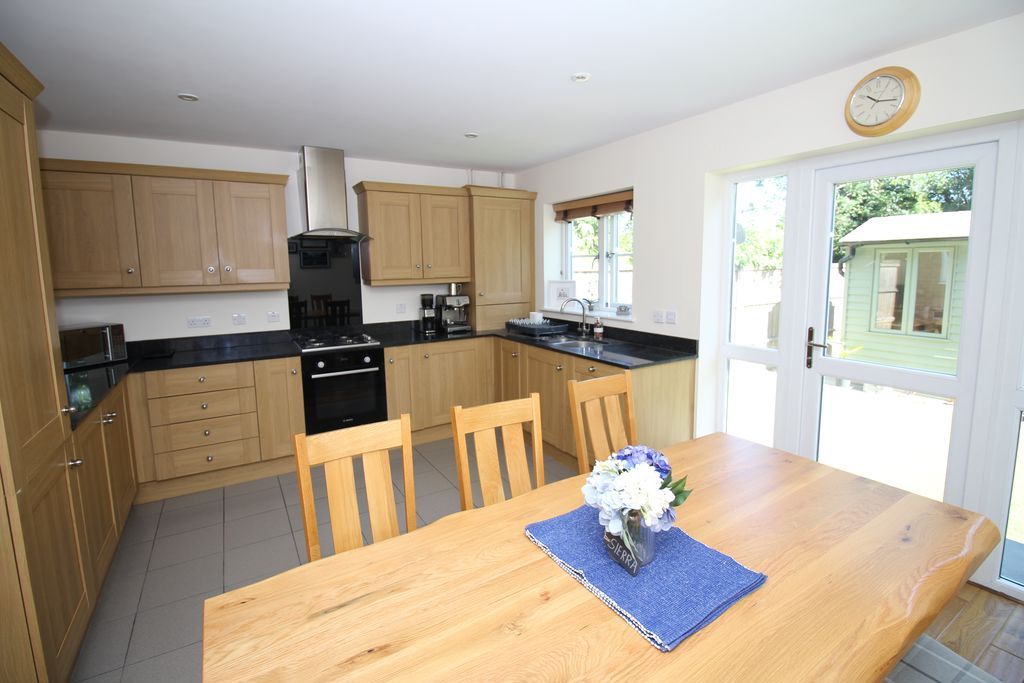 Property photo 3 of 19 Photo 15