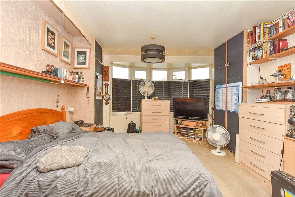 Property photo 3 of 5 Bedroom 1