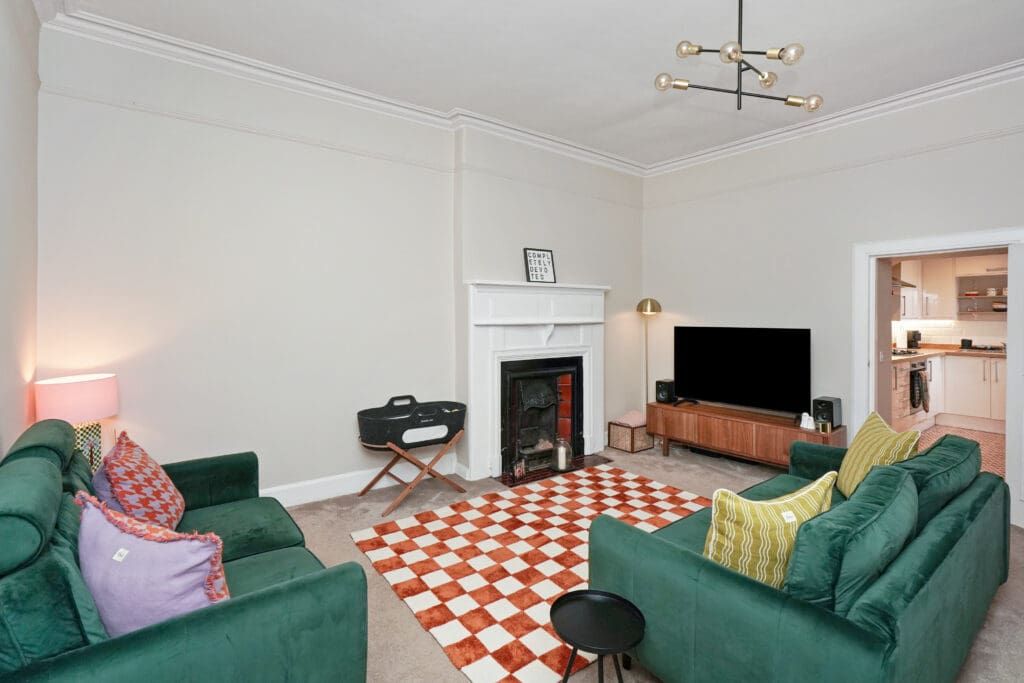 Property photo 3 of 18