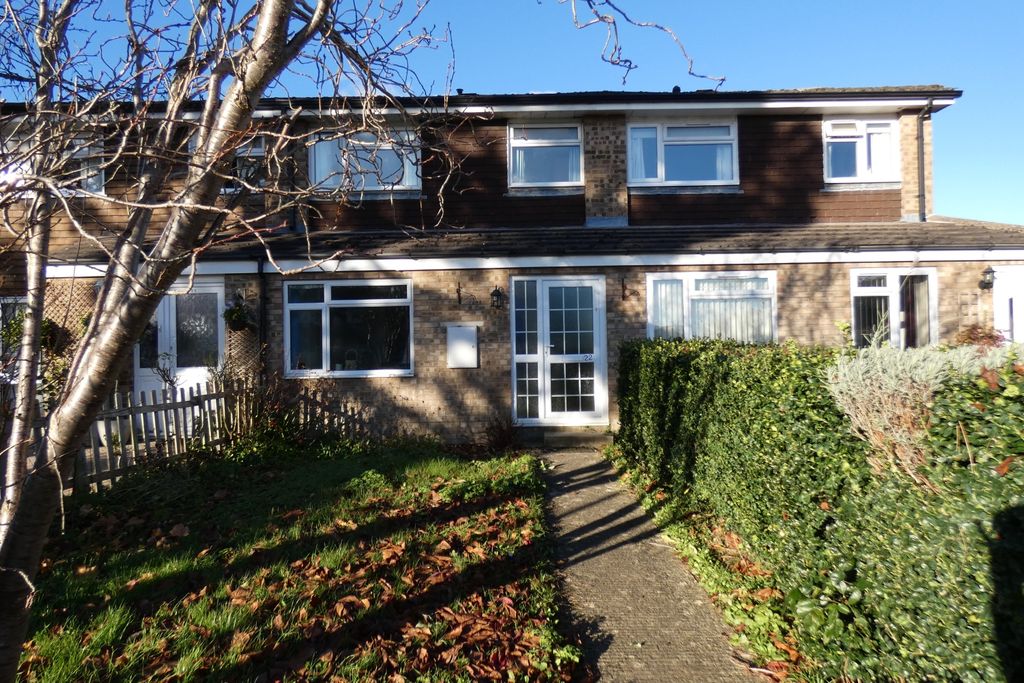 Property photo 1 of 12 P1000834