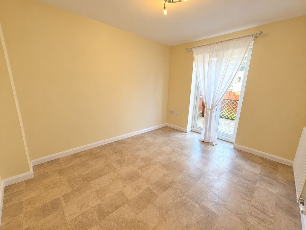 Property photo 3 of 12 Picture No. 06