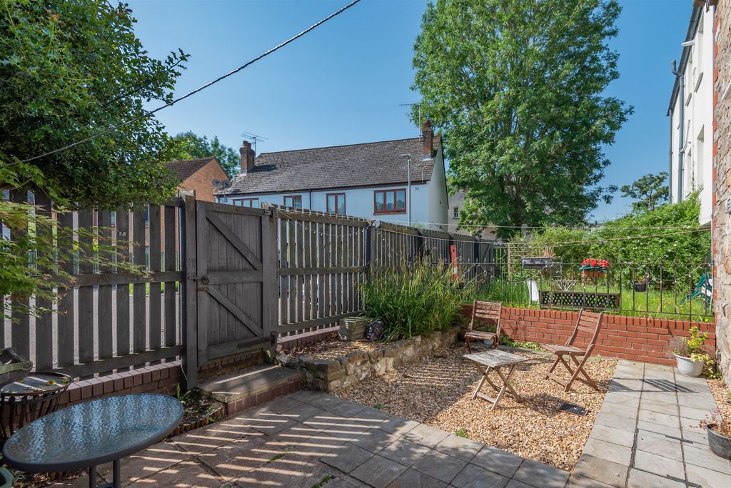 Additional image 15 of 2 bed flat for saleBridge Street, Chepstow, Monmouthshire NP16