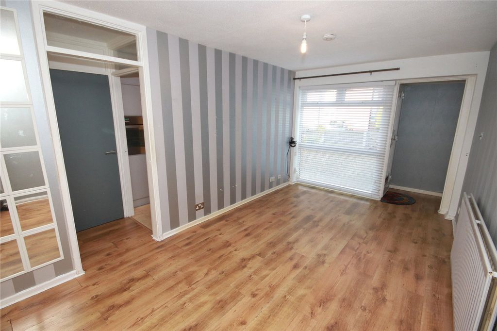 Property photo 2 of 10 Picture No. 05