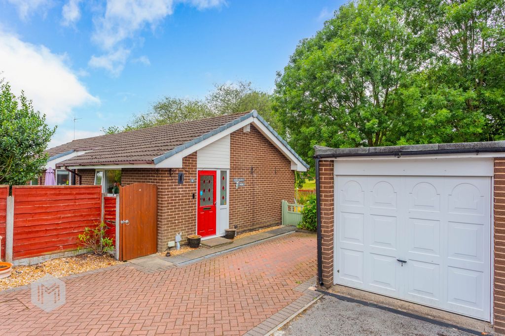 Property photo 1 of 31
