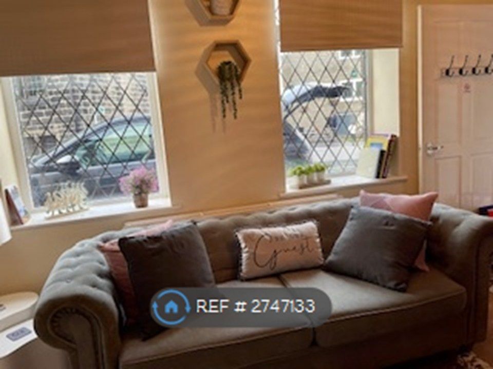 Property photo 3 of 12