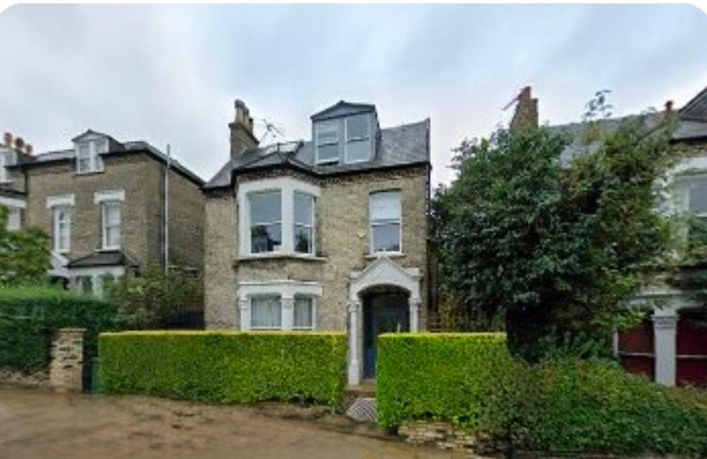 Property photo 1 of 1