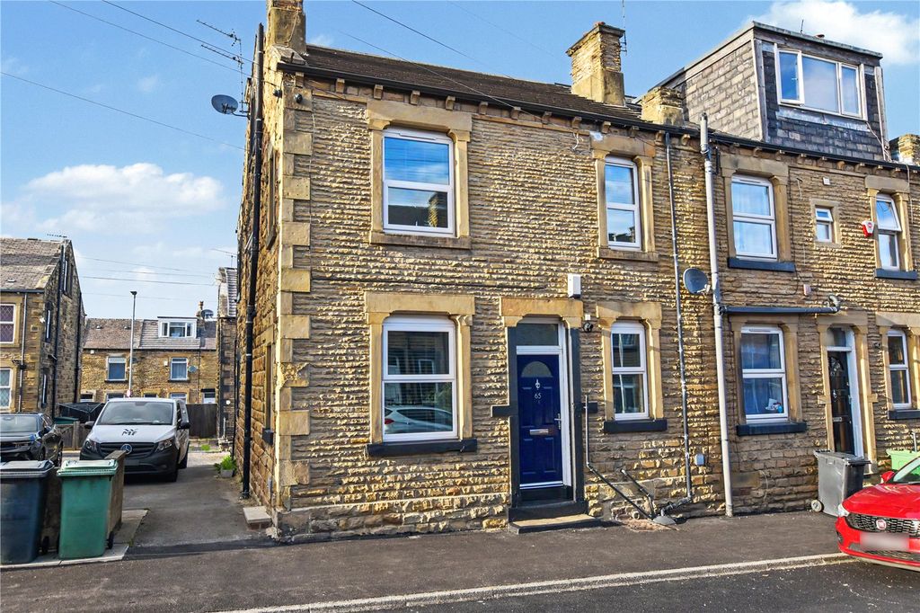 Property photo 1 of 16 Picture No. 17