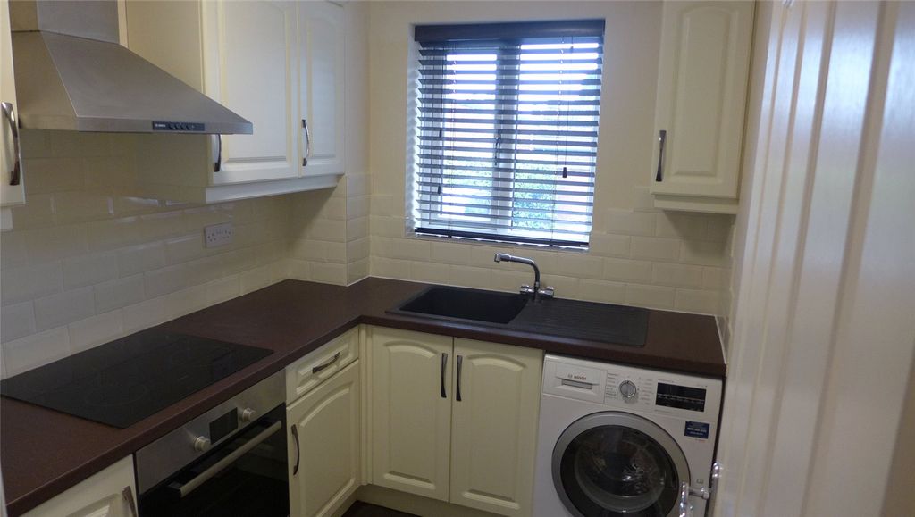 Property photo 2 of 5 Picture No. 05