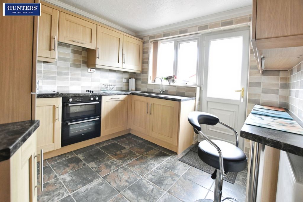 Property photo 3 of 18 Pbox-Img.Jpg