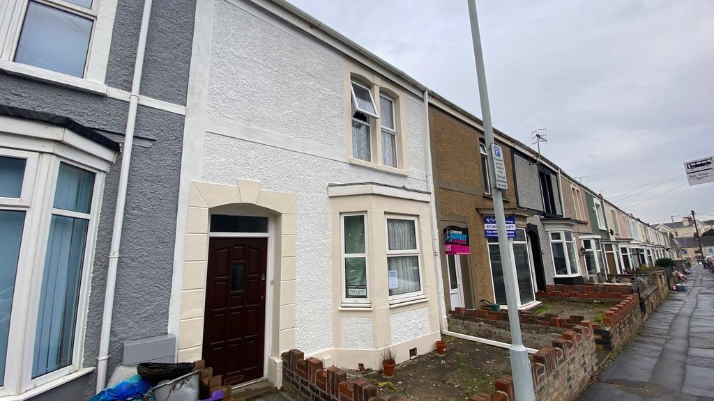 Property photo 1 of 11