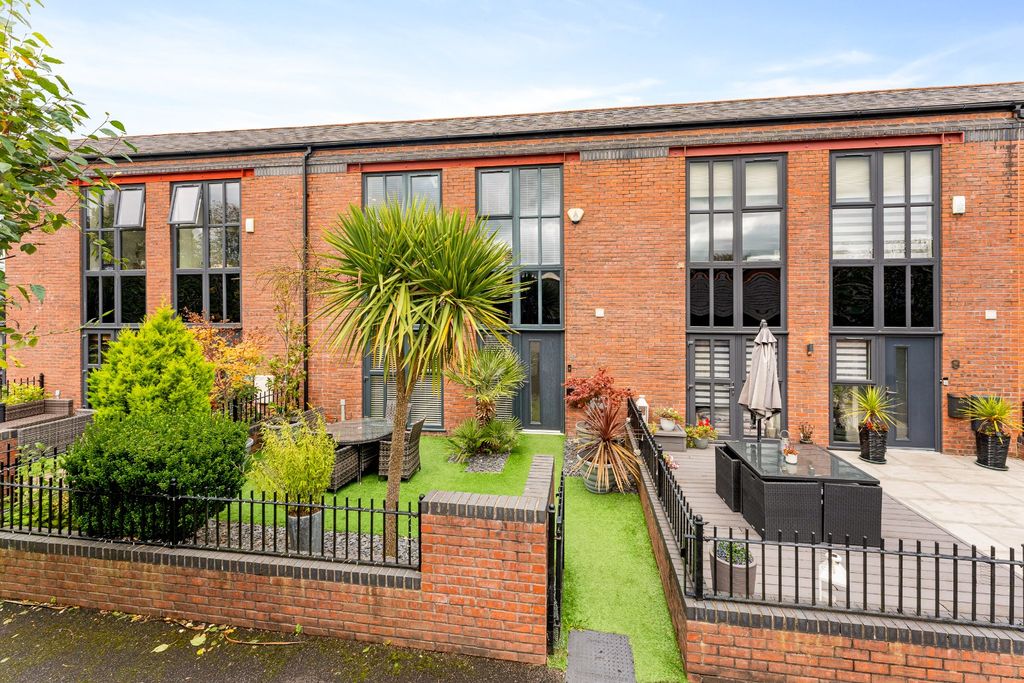 Property photo 3 of 68 4522574