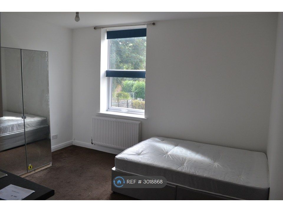 Property photo 2 of 4