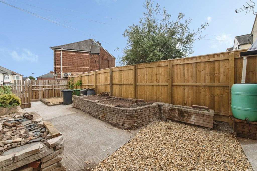 Property photo 2 of 15 Pbox-Img.Jpg