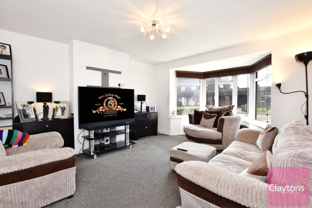 Property photo 3 of 13 Living Room