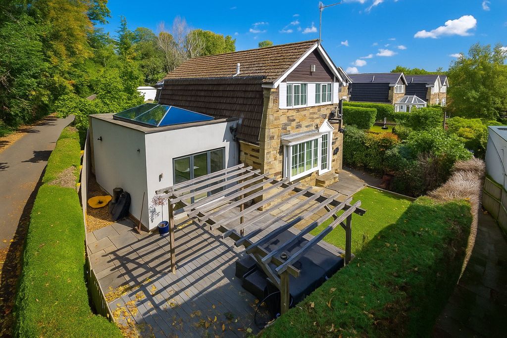 Property photo 1 of 21 Picture No. 01