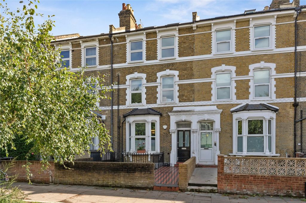 Property photo 1 of 14 Picture No. 11