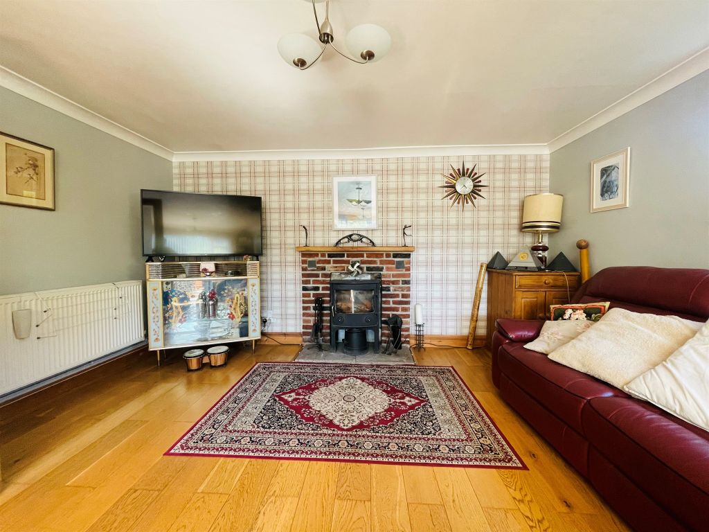Property photo 2 of 21