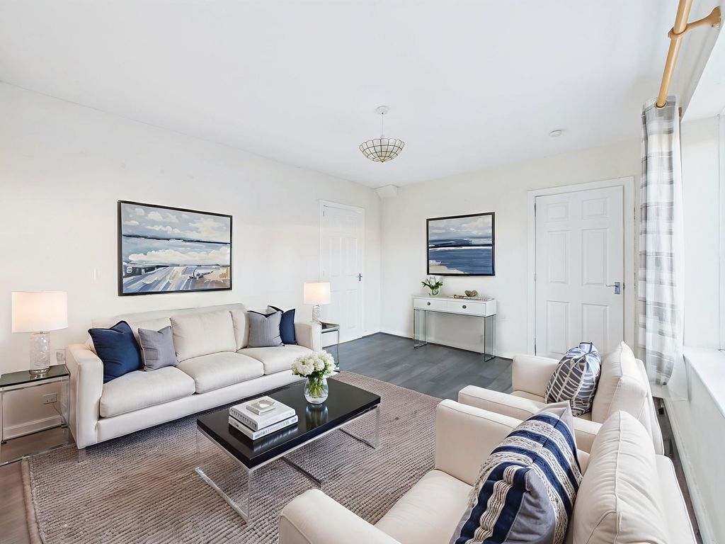 Property photo 3 of 16 Lounge (Virtually Furnished)