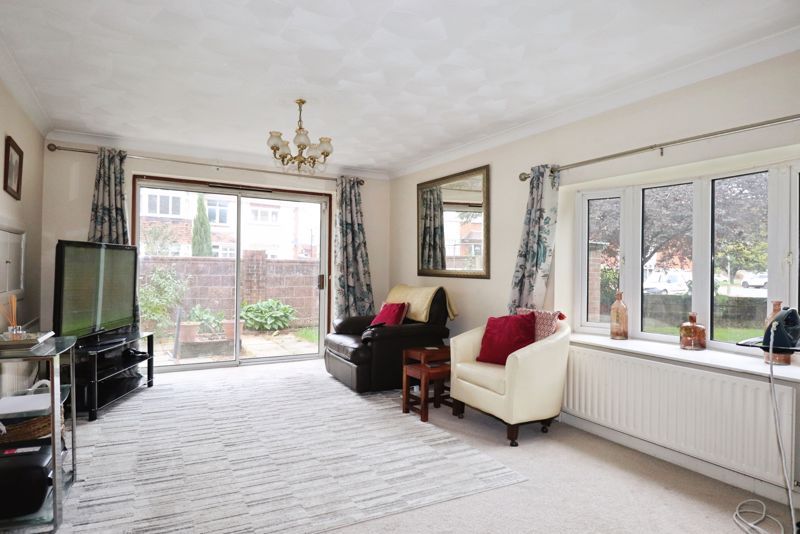 Property photo 3 of 7 Photo 9