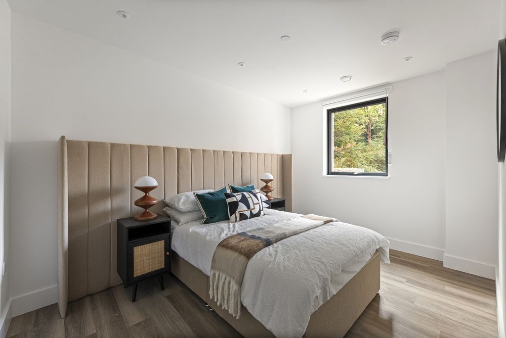 Property photo 3 of 8 094A4880