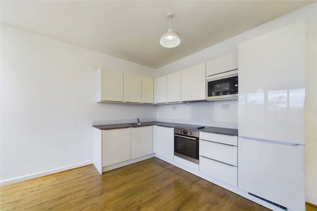 Property photo 2 of 9 Picture No. 04