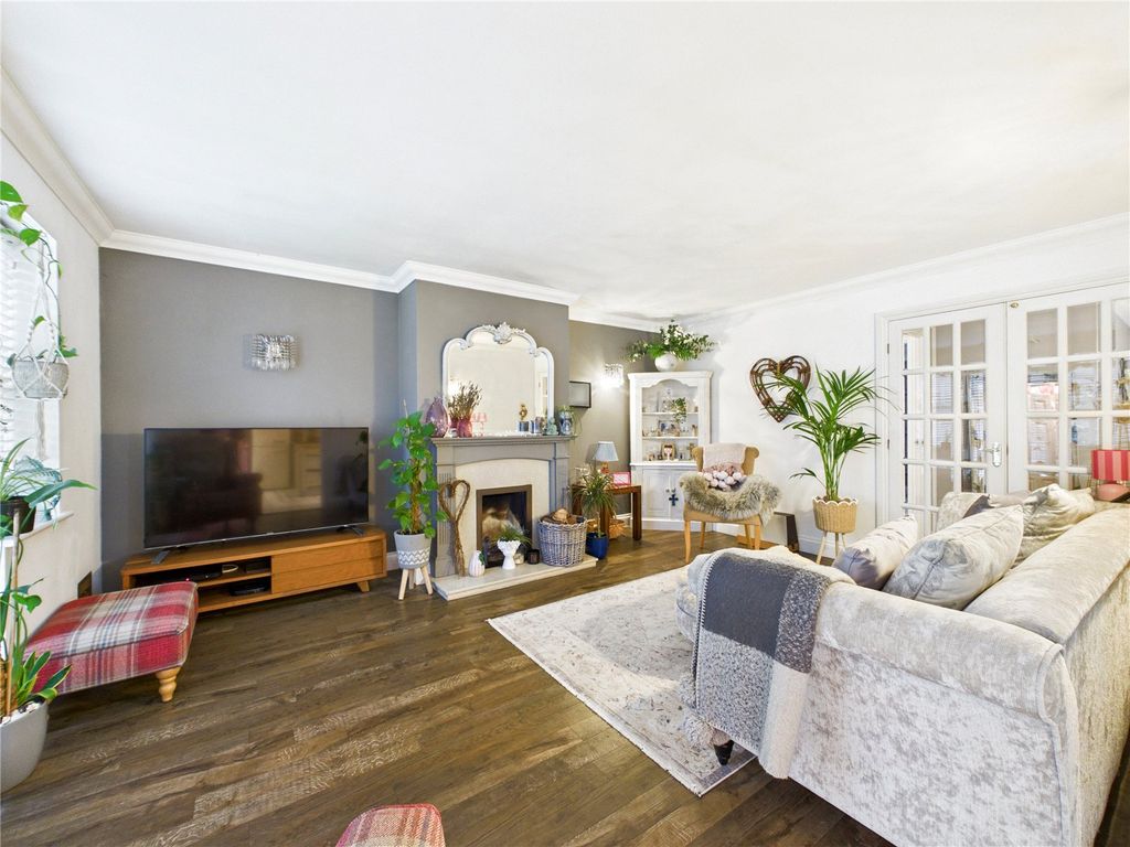 Property photo 2 of 24 Picture 2