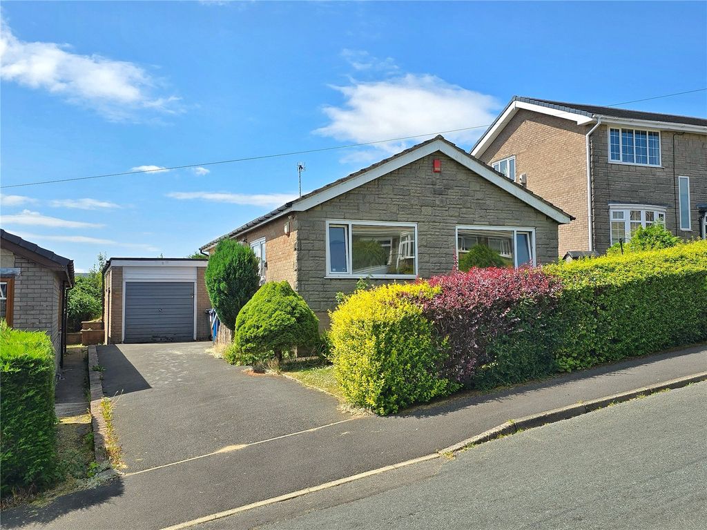 Property photo 1 of 16 Detached Bungalow
