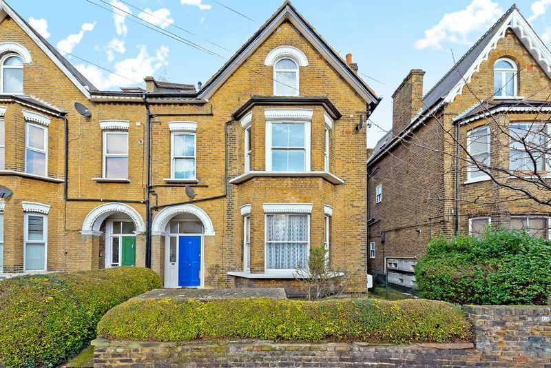 Property photo 1 of 9 Photo 10