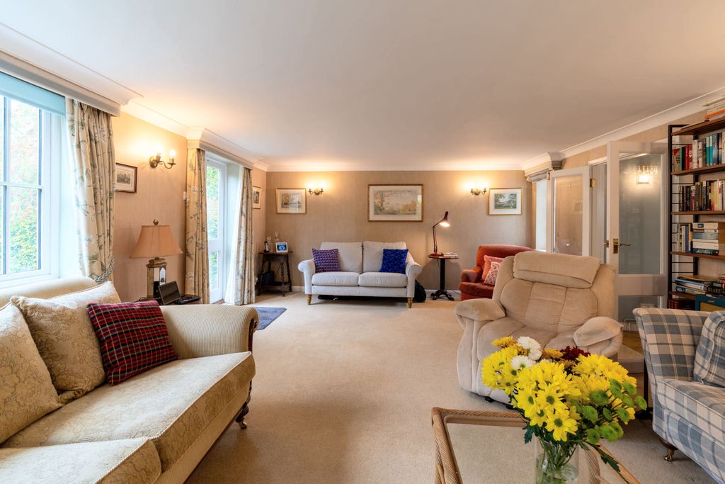 Property photo 3 of 29