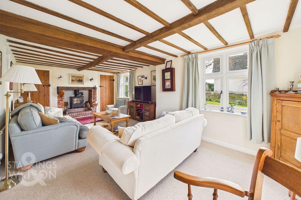 Property photo 3 of 42