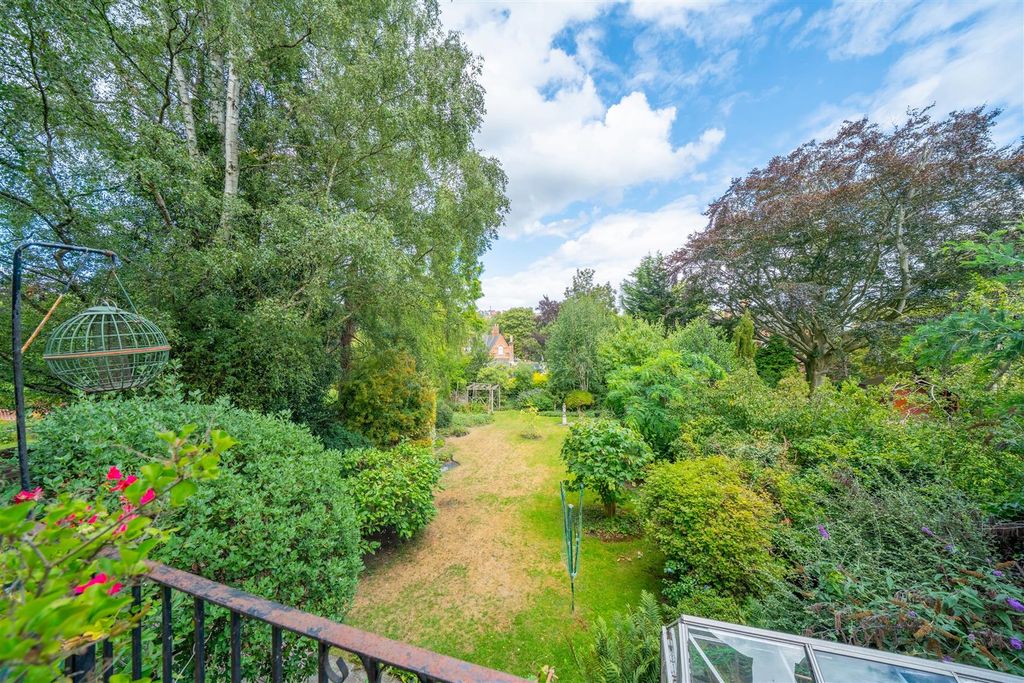 Additional image 15 of 2 bed flat for saleCavendish Road East, The Park NG7
