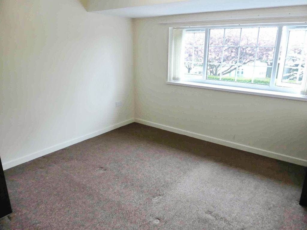 Property photo 3 of 7 Pbox-Img.Jpeg