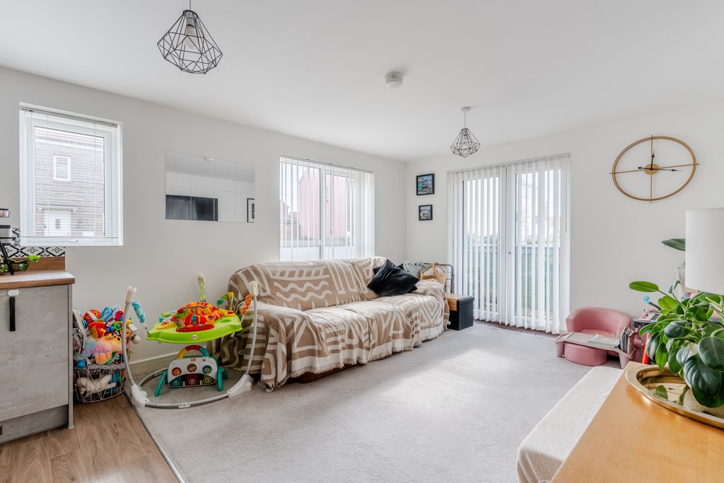 Property photo 2 of 12 2