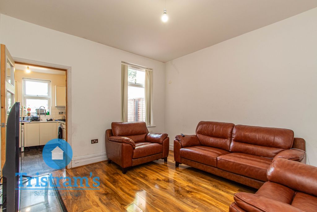 Property photo 2 of 15