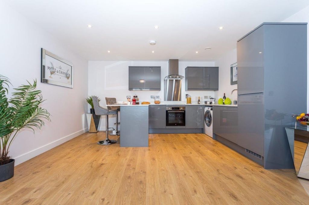 Property photo 2 of 5