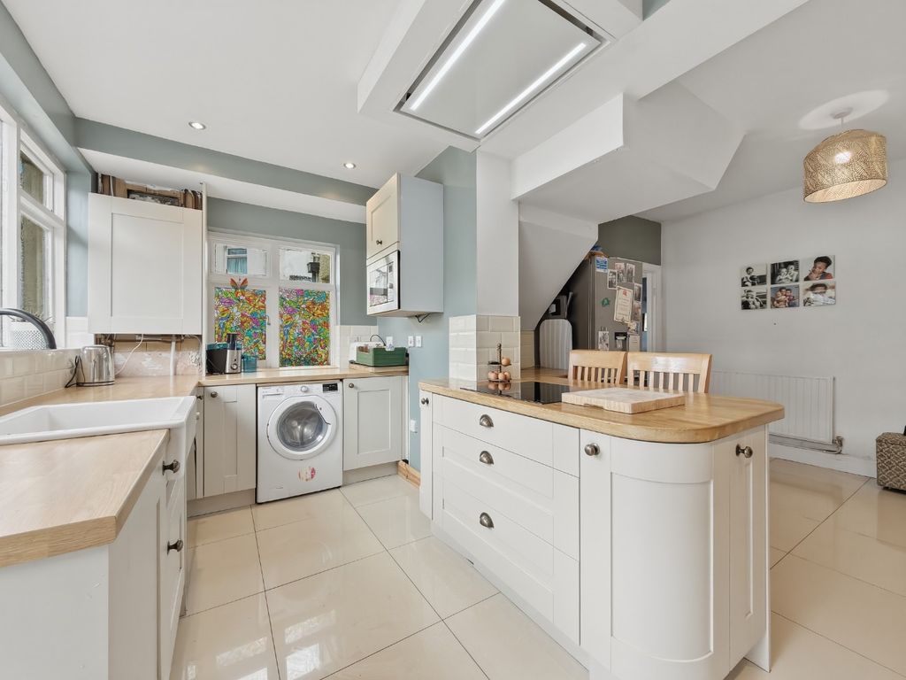 Property photo 2 of 21 5058013