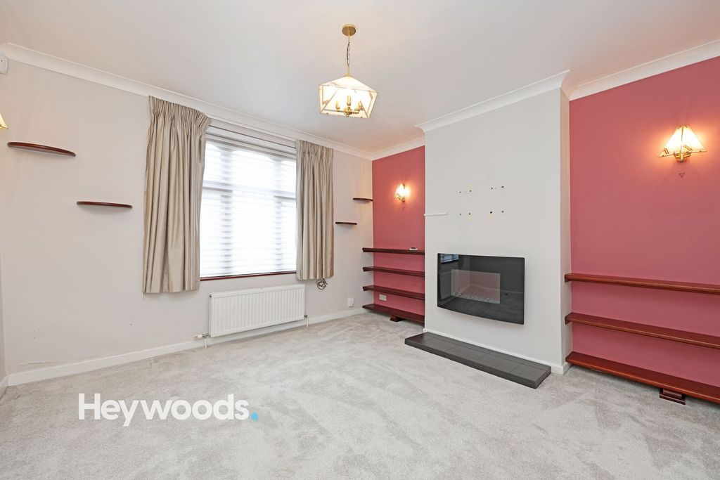 Property photo 2 of 40