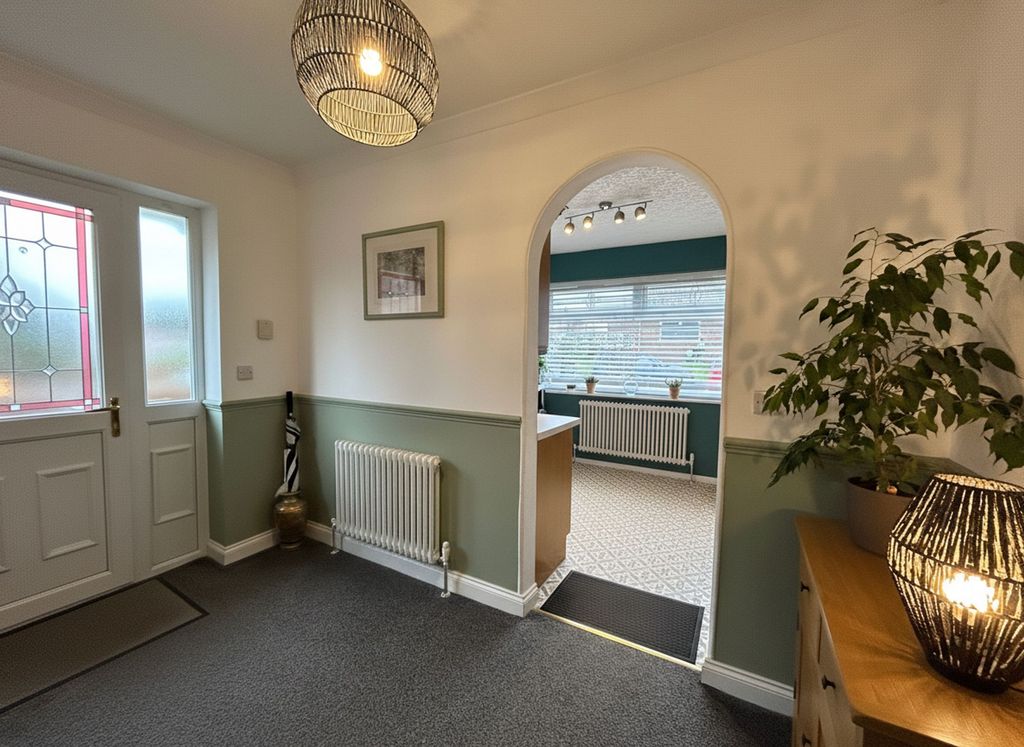 Property photo 3 of 17