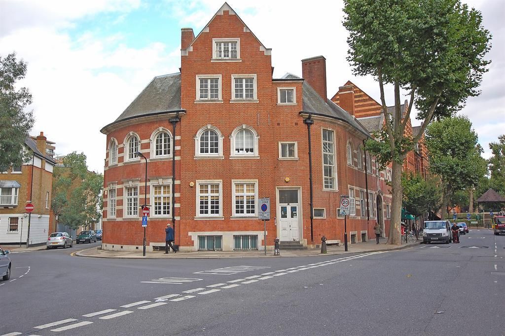 Property photo 1 of 5