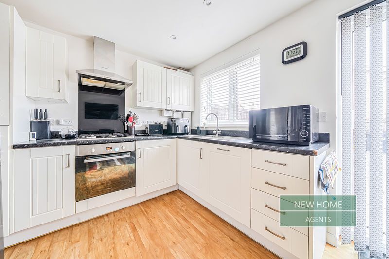 Property photo 2 of 15 Photo 14