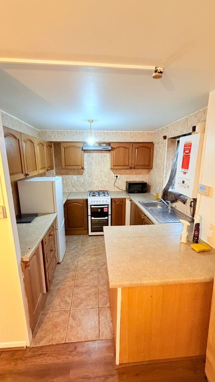 Property photo 2 of 4