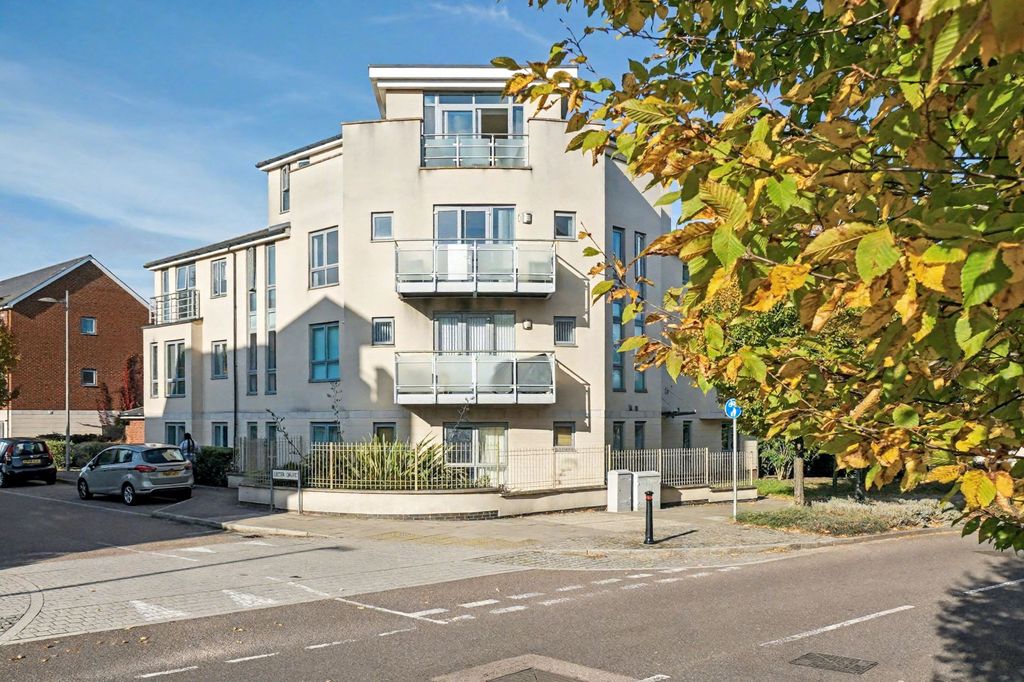 Property photo 1 of 27