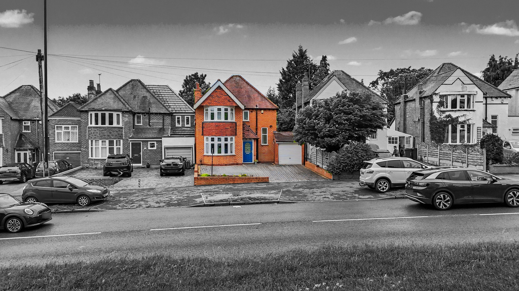 Property photo 1 of 32