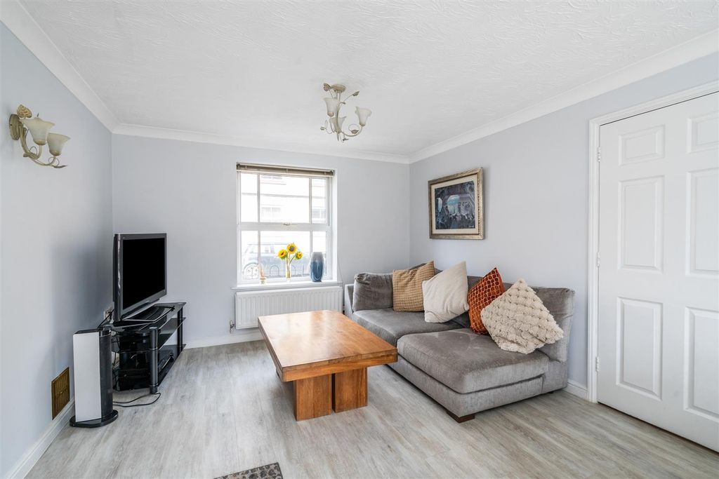 Property photo 2 of 22 122 Rumbush Lane_31.Jpg