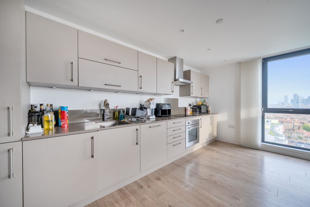 Property photo 2 of 10 1386845-4-6936B3F...