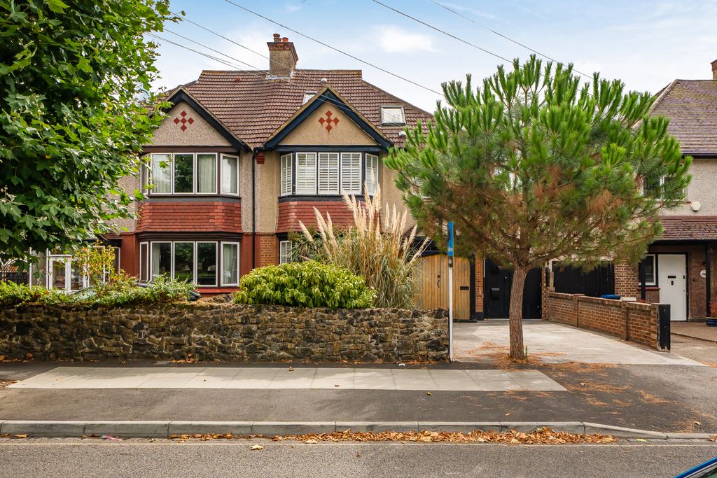 Property photo 1 of 59 External View