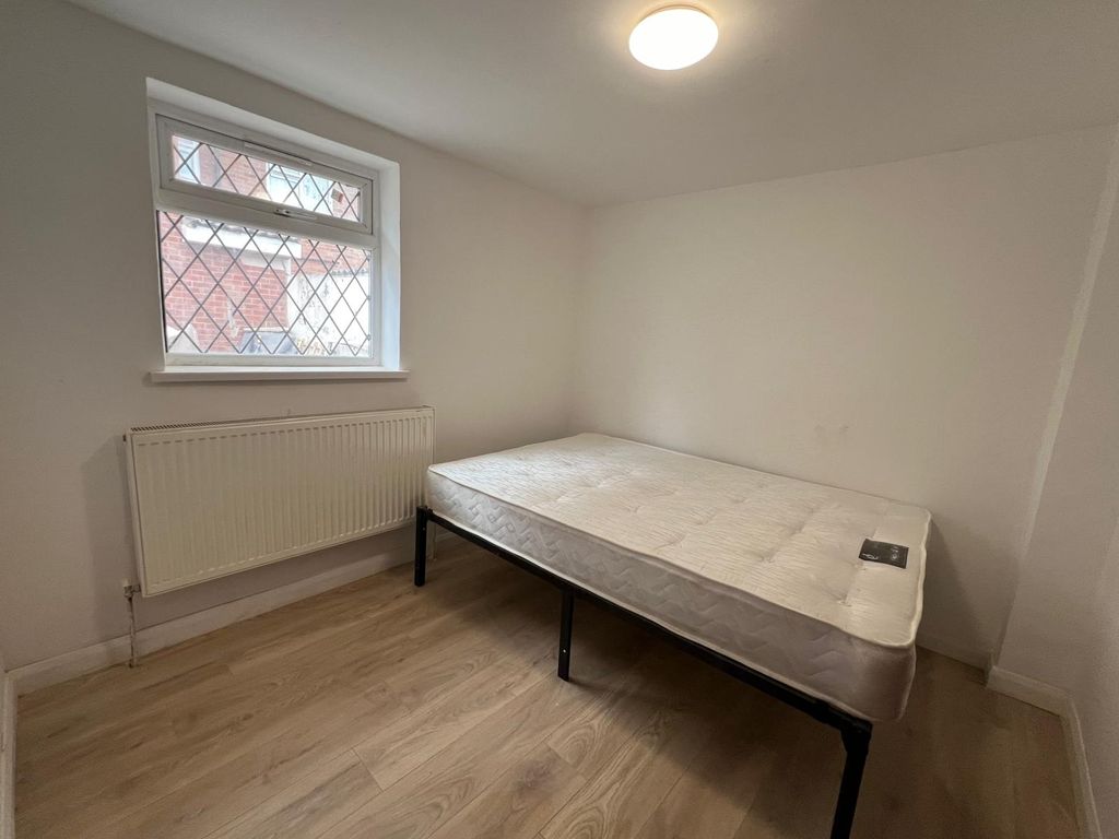 Property photo 1 of 4 9c66F2Fc-6046-4Bc2-9cc1-18Ea322d2492