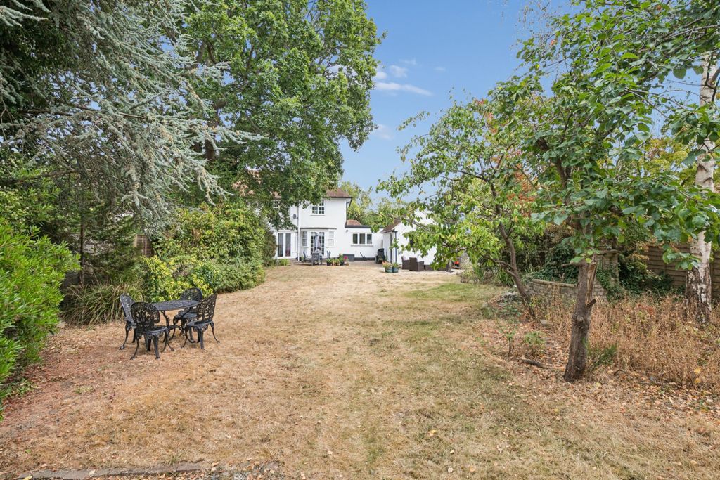 Property photo 2 of 22 5314102